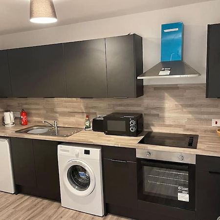 Modern 2 Bedroom City Apartment Glasgow Exterior foto